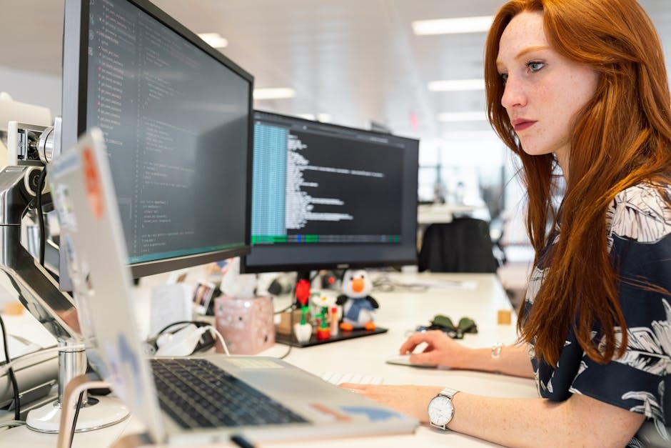 Minimise HTTP Requests (A female working on minimising the HTTP requests)