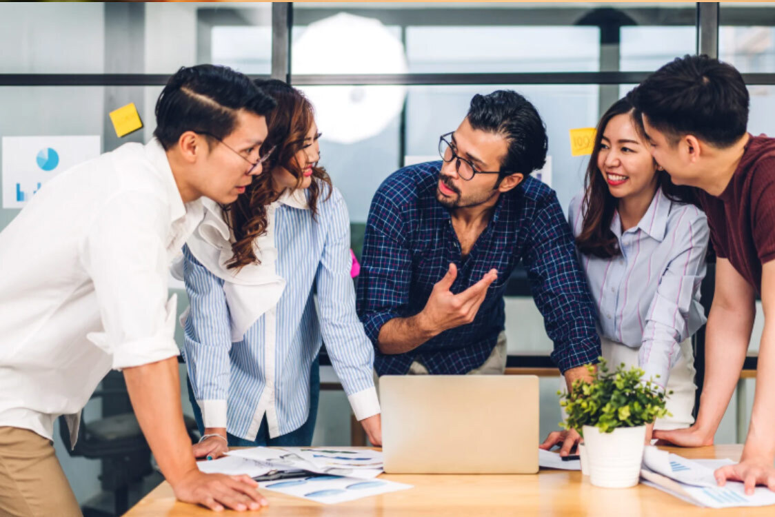 (Team collaborating on web performance tuning strategy.) web performance tuning